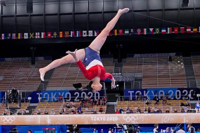 suni-lee-gymnastics-newsletter
